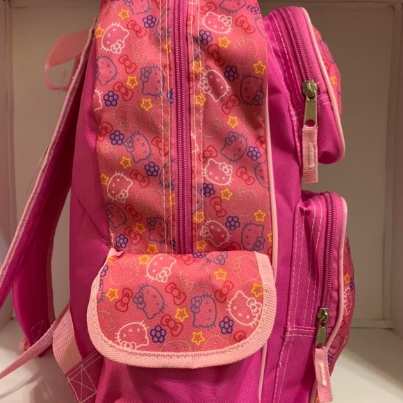2013 HELLO KITTY BACKPACK - Picture 8 of 8